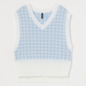 Divided H&M oversized blue and white sweater vest